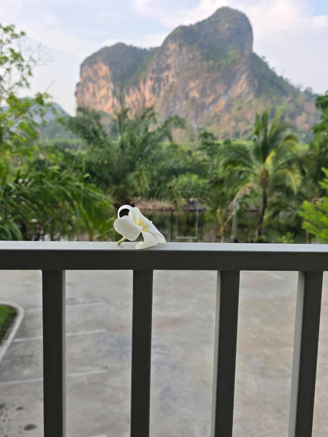 Baannai Lake View Resort Ao Nang Luaran gambar